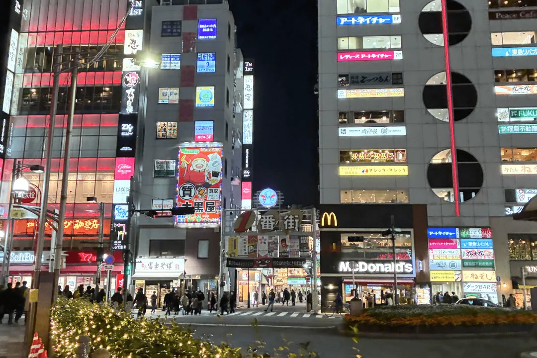 ネオンがキラキラしてて奇麗だったなー