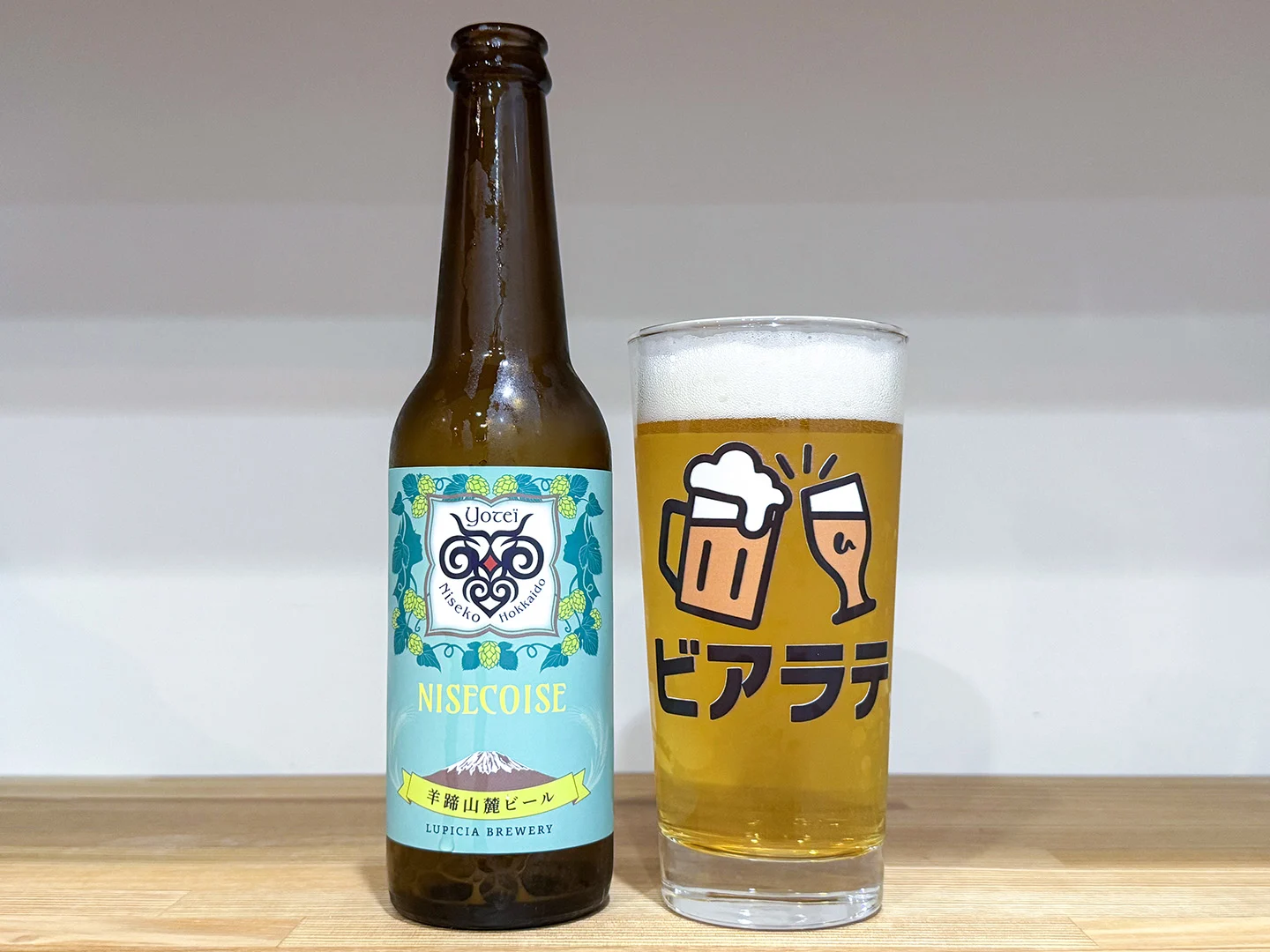 撮影した商品写真：NISECOISE