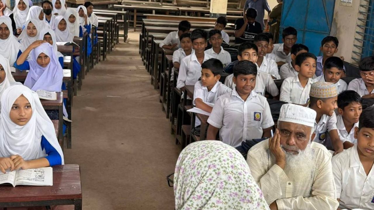 শিক্ষার্থীদের মাঝে শিক্ষার আনন্দটা জাগাতে হবে : মনিরুল হক চৌধুরী