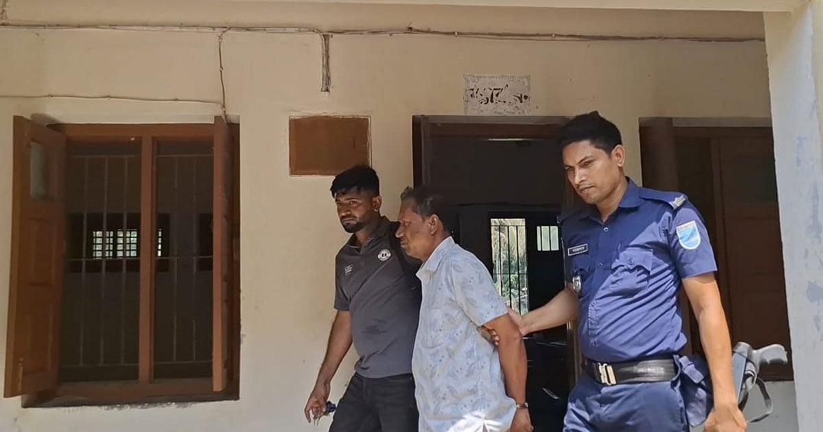 আওয়ামী লীগ নেতাকে গ্রেপ্তার, পুলিশের ওপর হামলা চালিয়ে পালিয়েছিলেন