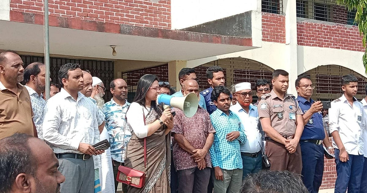 নরসিংদীতে শিক্ষকের ওপর হামলার অভিযোগ