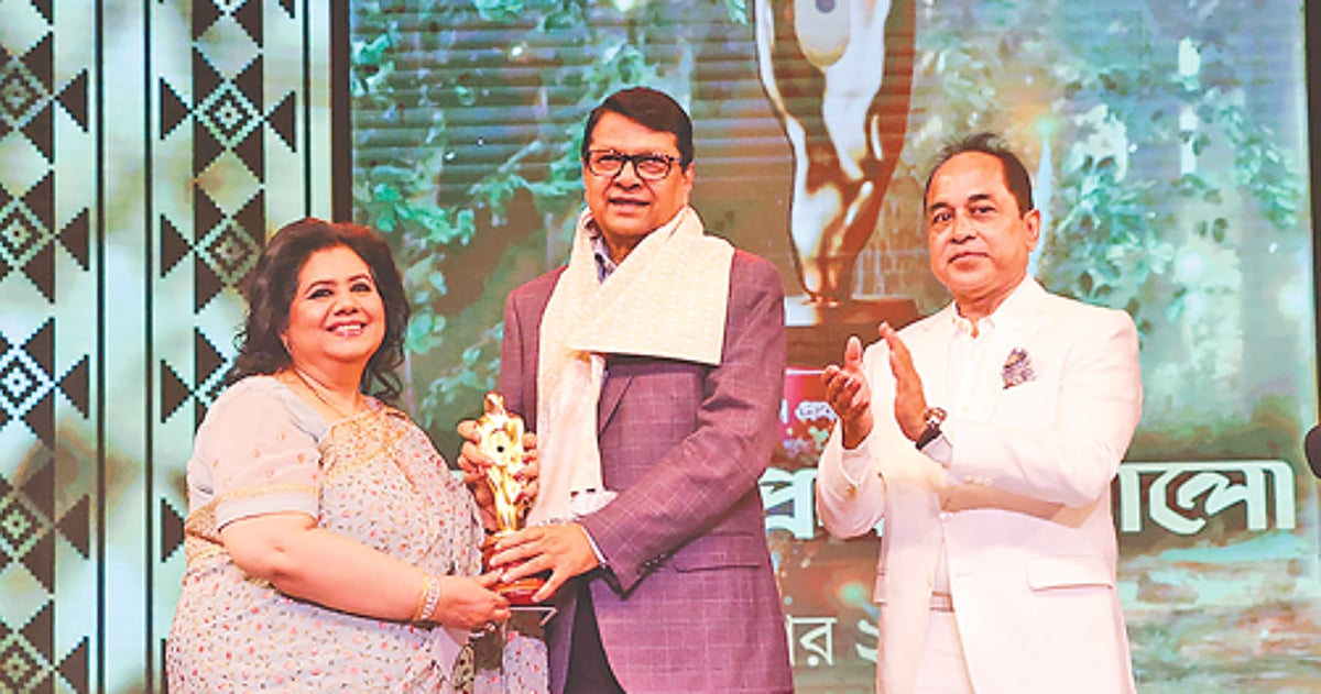 মেরিল-প্রথম আলো পুরস্কার ২০২৫: কার হাতে কোন পুরস্কার