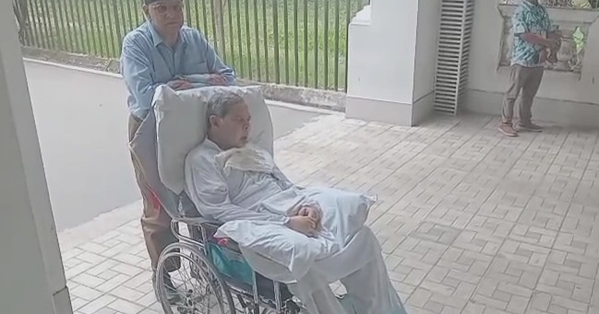আন্তর্জাতিক অপরাধ ট্রাইব্যুনালে দীপু মনির স্বামী দেখতে এলেন
