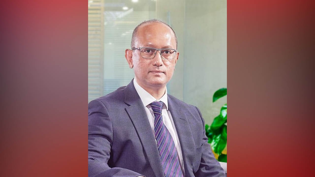 বিমানের পরিচালনা পর্ষদ পুনর্গঠনে রুমি এ হোসেন চেয়ারম্যান