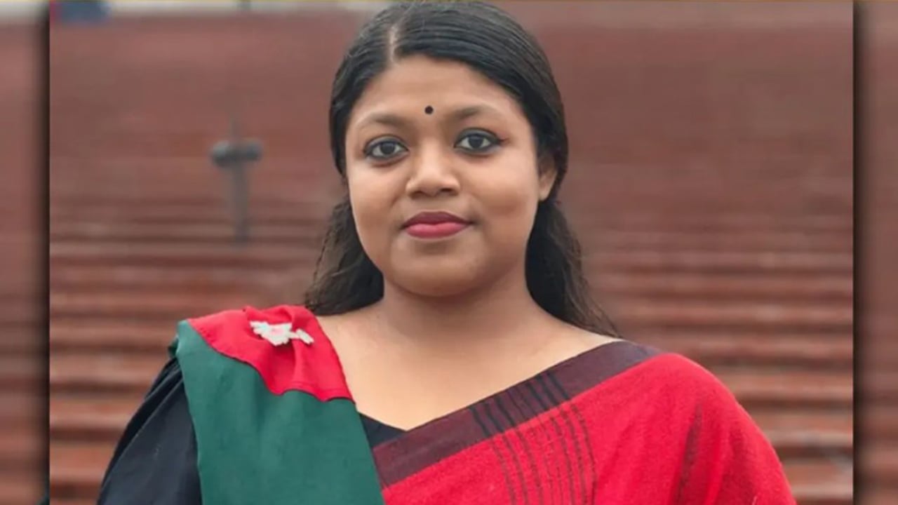 হাইকোর্টের নির্দেশে ইসিকে নুসরাত তাবাসসুমের মনোনয়নপত্র গ্রহণ করতে হবে