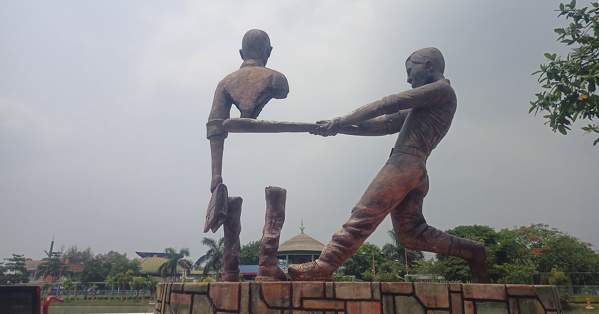পাঠকের ছবি প্রকাশ করা হচ্ছে