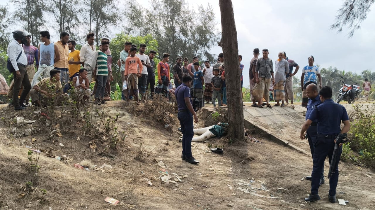 কক্সবাজারে সড়ক দুর্ঘটনায় শিশুসহ ৫ জনের মৃত্যু