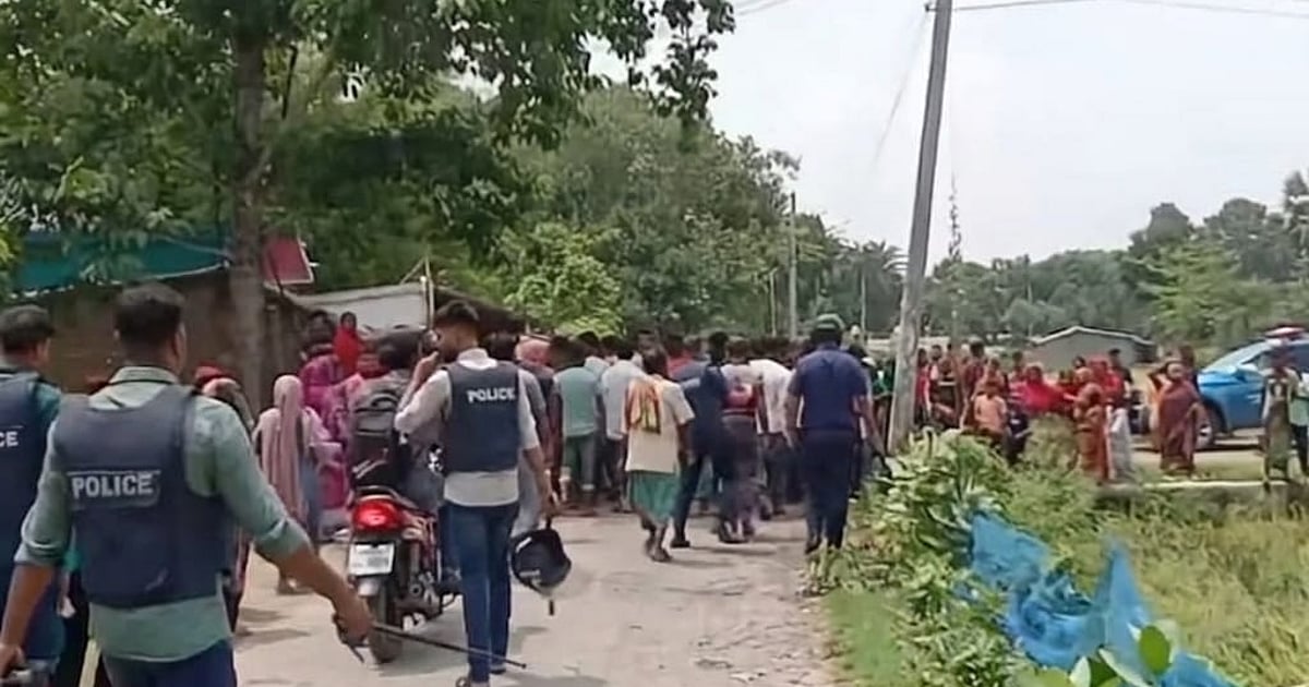 আলমডাঙ্গায় ইউপি চেয়ারম্যানের দায়িত্বে ফেরা নিয়ে উত্তেজনা