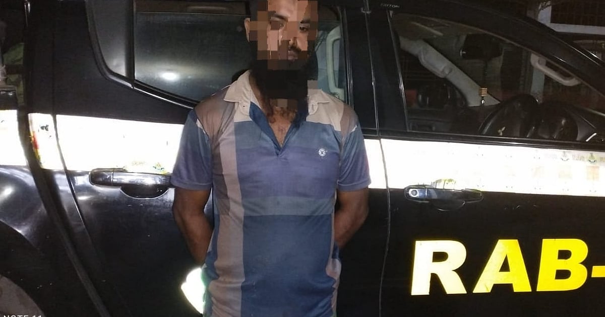 র্যাবের হাতে গ্রেপ্তার কুষ্টিয়ায় পীর হত্যা মামলার আসামি
