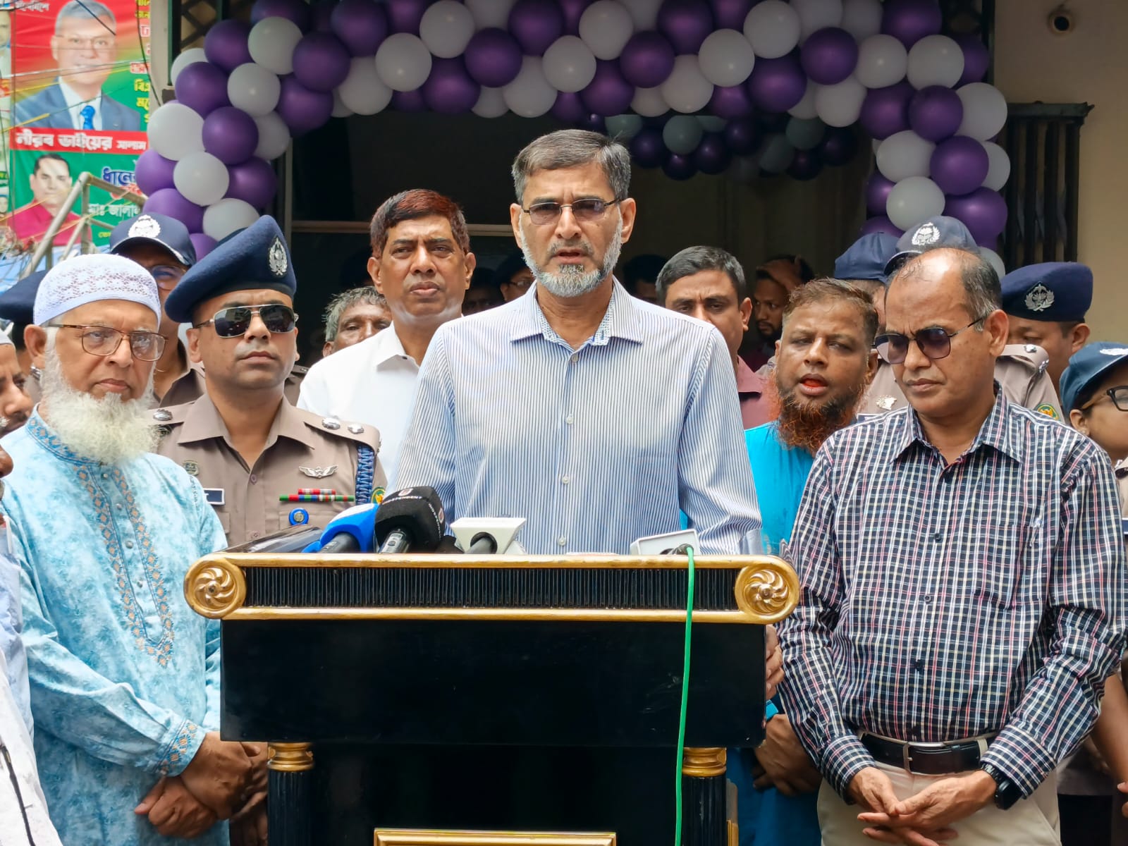 শীর্ষ সন্ত্রাসীদের মাথাচাড়া দেওয়ার আগেই দমন করা হবে: ডিএমপি কমিশনার