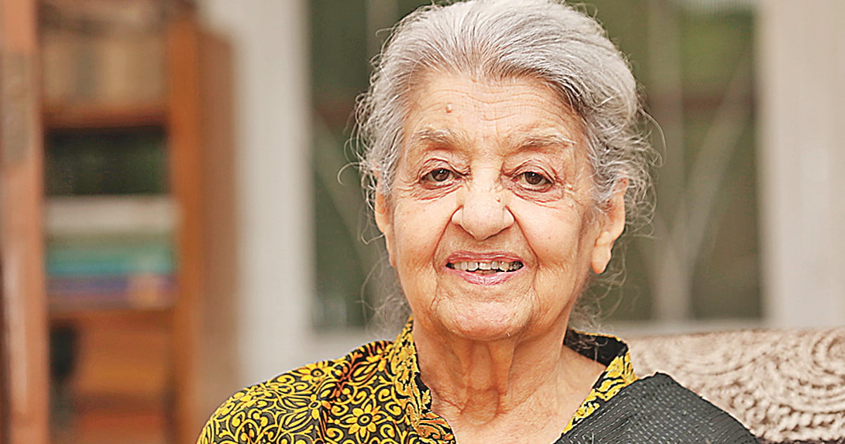 ডক্টর হামিদা হোসেনের জীবনের নানা পর্বের গল্প