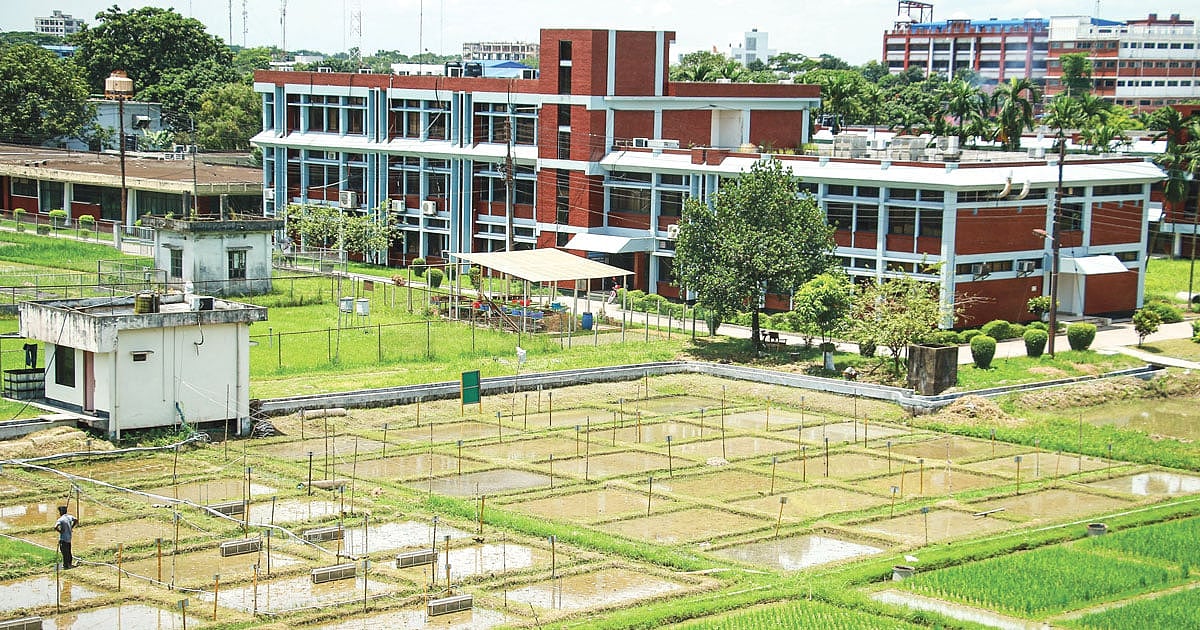 বিজ্ঞাপন প্রত্যাহার ও ডিজির নিয়োগ বাতিল