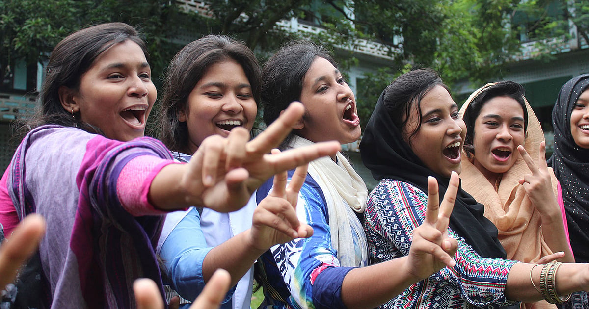 এইচএসসি শিক্ষার্থীদের জন্য ভর্তি-সহায়তা আবেদনের সময় বাড়িয়ে ৭ মে