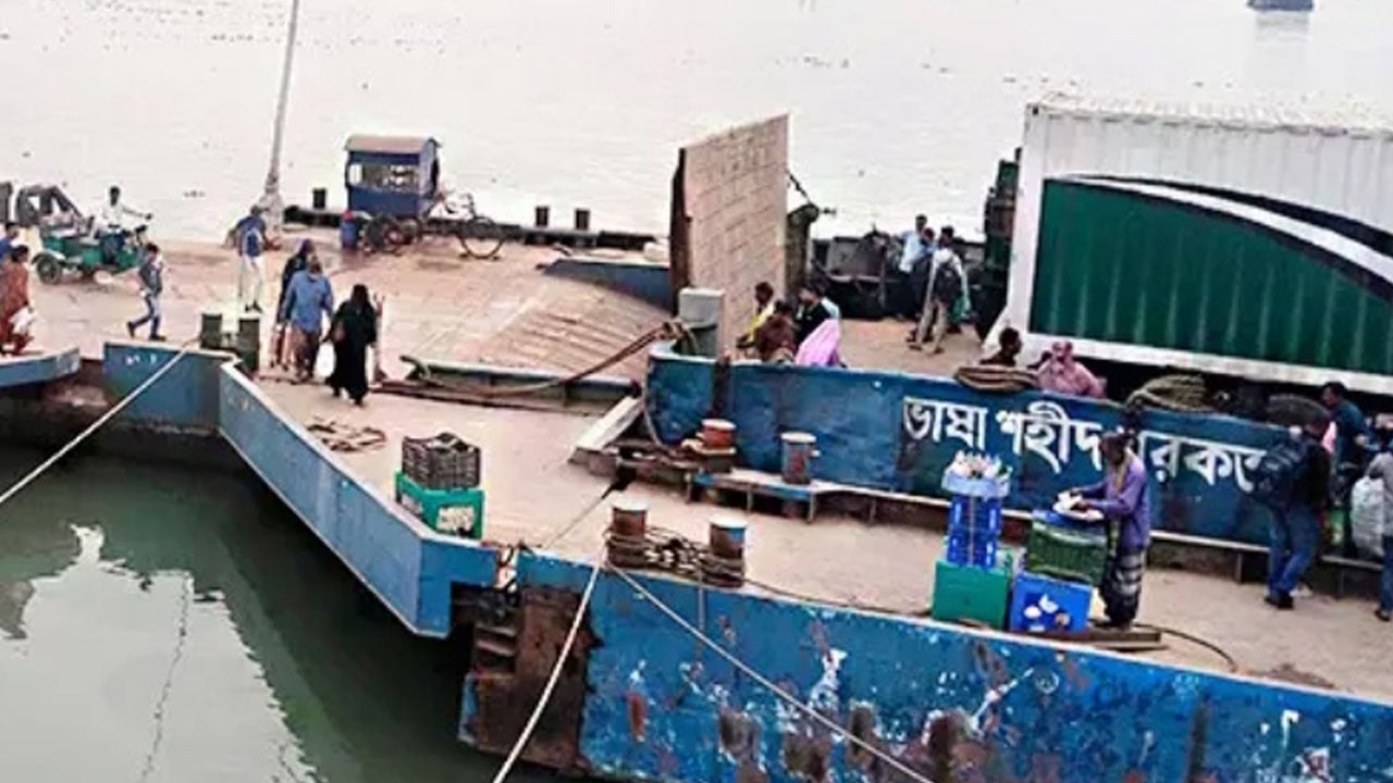 পাটুরিয়া-দৌলতদিয়ায় ফেরি ও লঞ্চ চলাচল বন্ধ