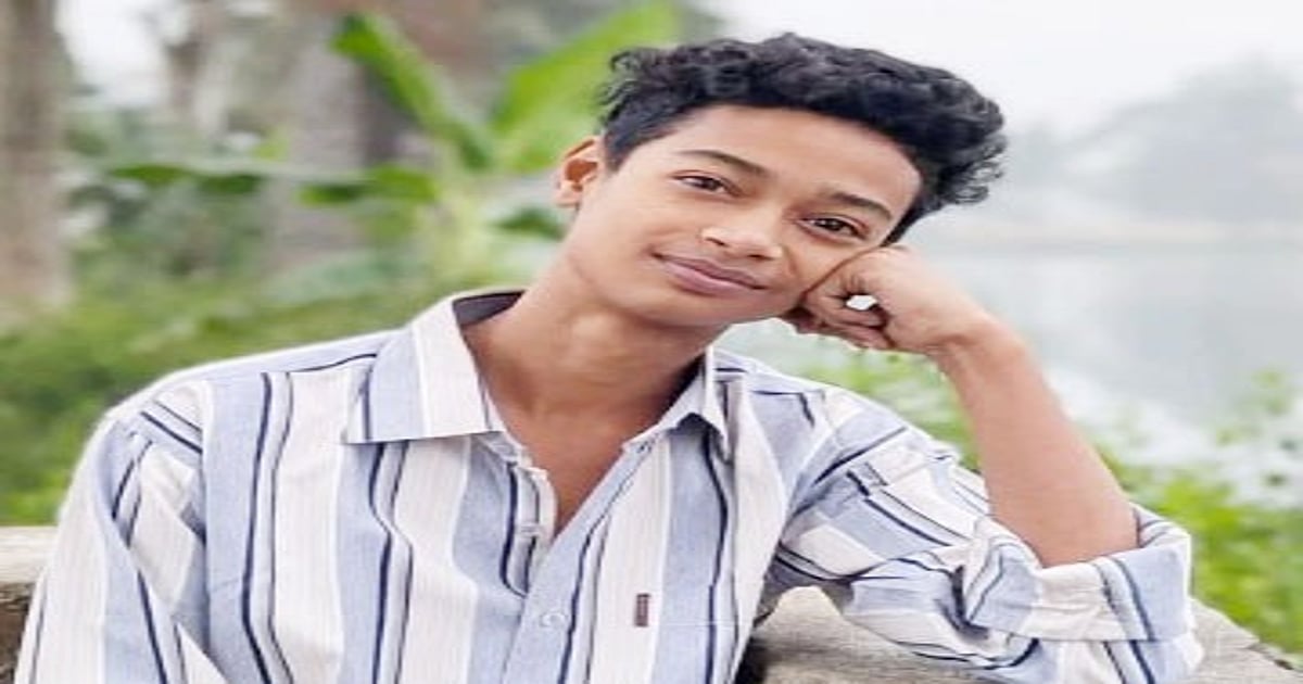 অটোরিকশা ধাক্কায় এসএসসি পরীক্ষার্থীর মৃত্যু, প্রতিবাদে শিক্ষার্থীদের সড়ক অবরোধ