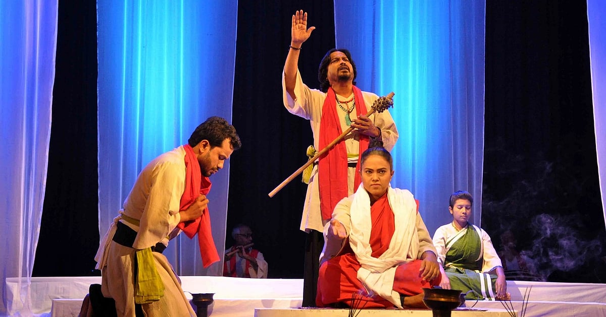 দমের মাদারের ৮০তম প্রদর্শনীর আলোচনা