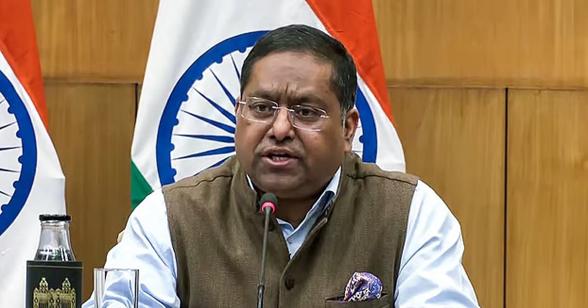 ভারত বাংলাদেশের সহযোগিতা চায় অবৈধ বাংলাদেশিদের ফেরত পাঠানোর জন্য
