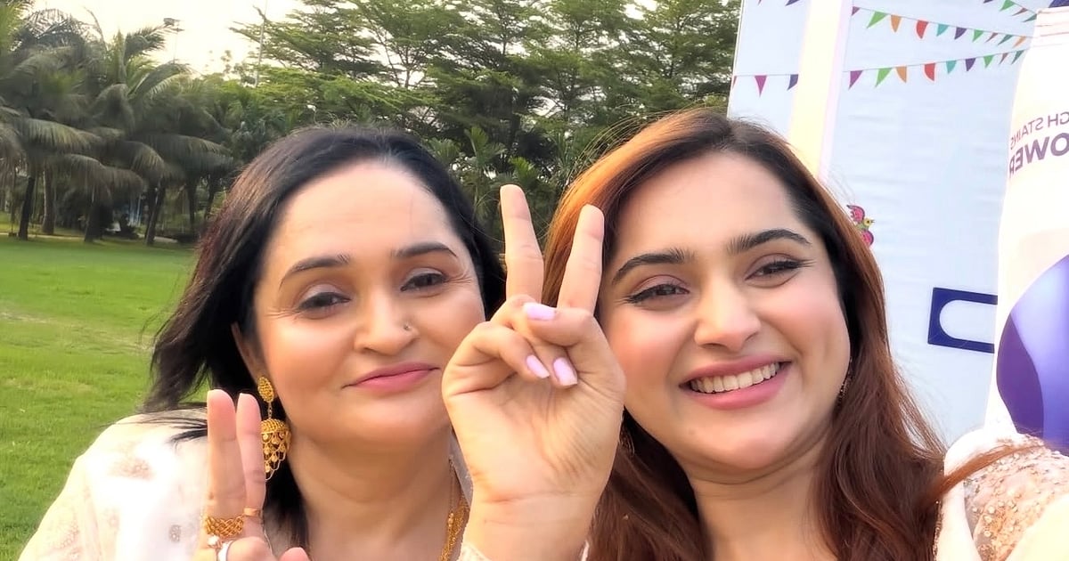 কেয়া পায়েলের মা বললেন, বাস্তবেও তিনি মেহরীনের মতোই লক্ষ্মী মেয়ে