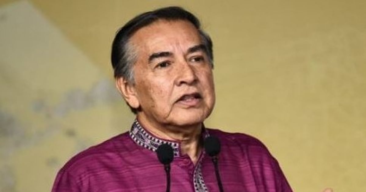 স্বাধীন গণমাধ্যমের বিকাশের অভাব সরকারগুলোর পতনের কারণ