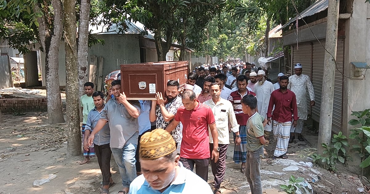 সৌদিতে দুর্ঘটনায় নিহত মুরাদের মরদেহ দেশে ফিরেছে