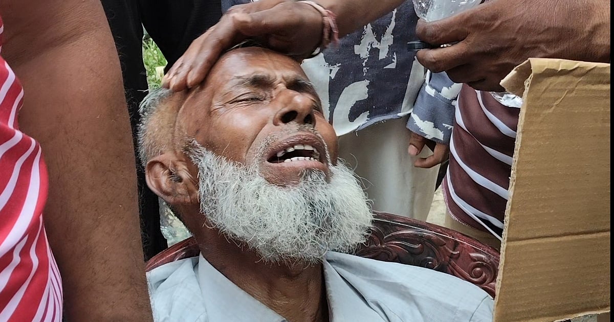 কাপাসিয়ায় নিহত শারমিনের বাবার আহাজারি