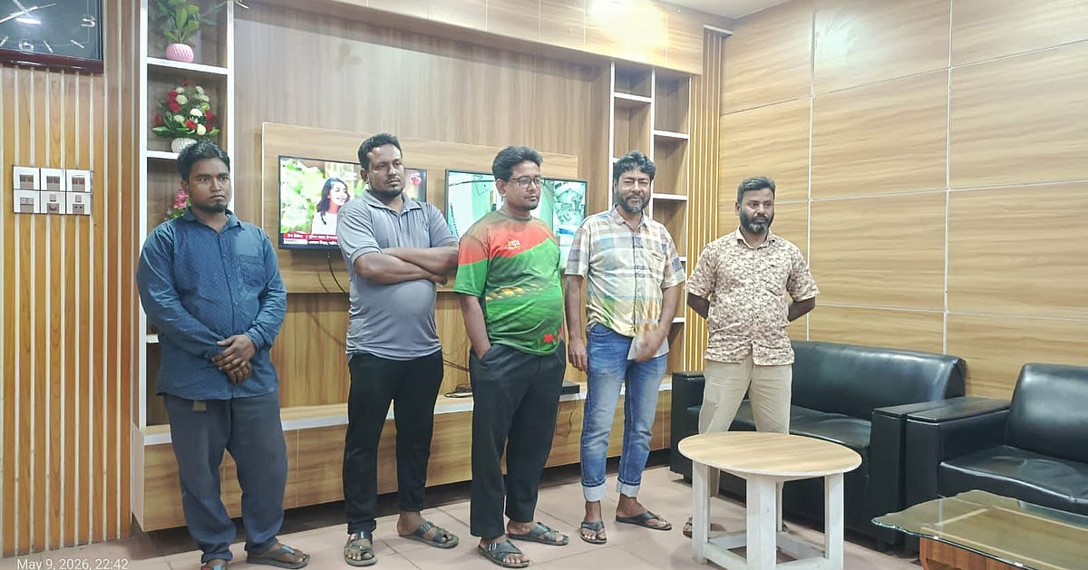 বিএনপি-জামায়াতের পাঁচজন আটক, মাদক ব্যবসায়ীকে ছাড়াতে থানায় তদবির