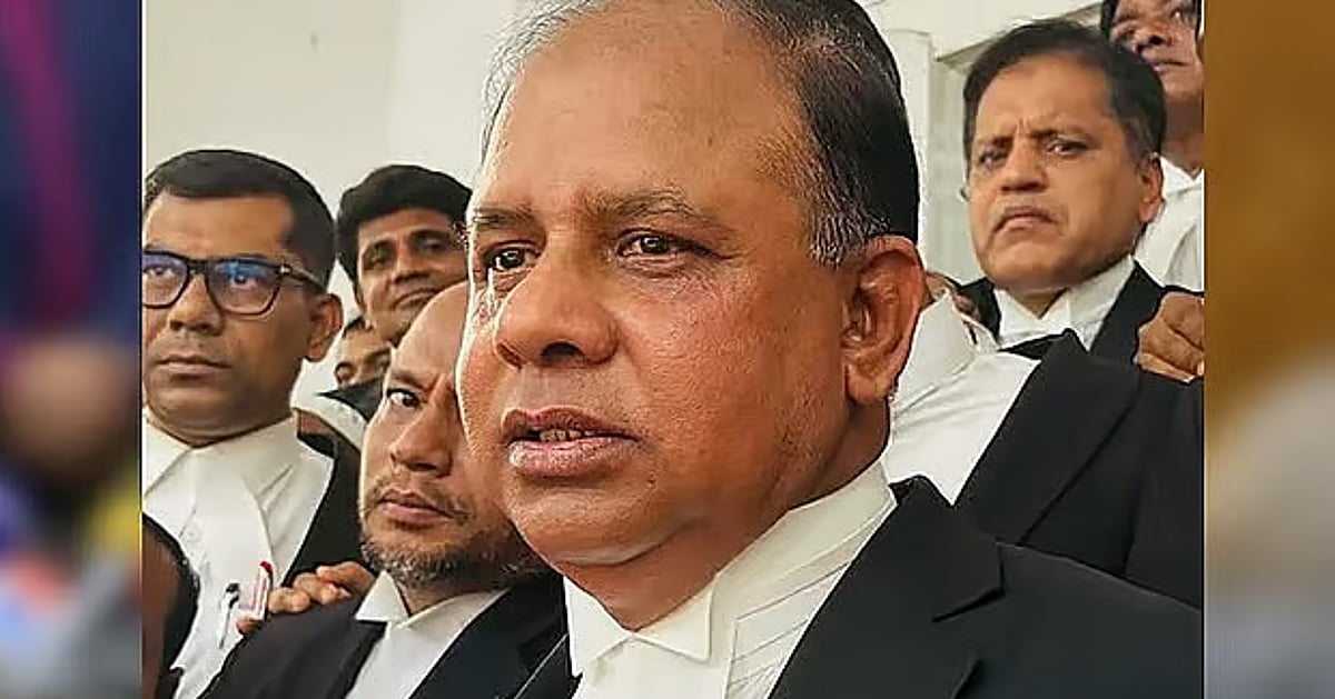 শাপলা চত্বর হত্যাকাণ্ডে ফারজানা রুপার মতো আরও সাংবাদিক জড়িত থাকলে তাঁরাও আসবেন: চিফ প্রসিকিউটর