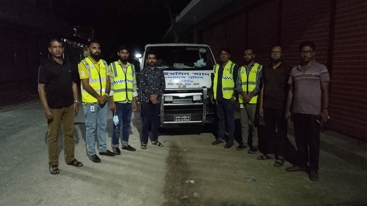 পদ্মার পাড়ে পলিব্যাগে মিলল লাশের খণ্ডিত অংশ