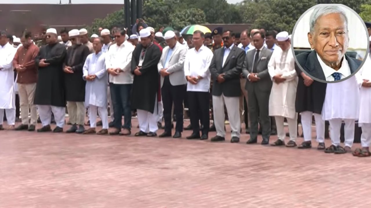 প্রধানমন্ত্রী শ্রদ্ধা জানান মিজানুর রহমান সিনহার জানাজায়
