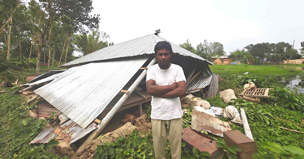 সিংড়ায় বৃষ্টির কারণে প্রাণান্তক ক্ষতি, ৪০ পরিবার খোলা আকাশের নিচে