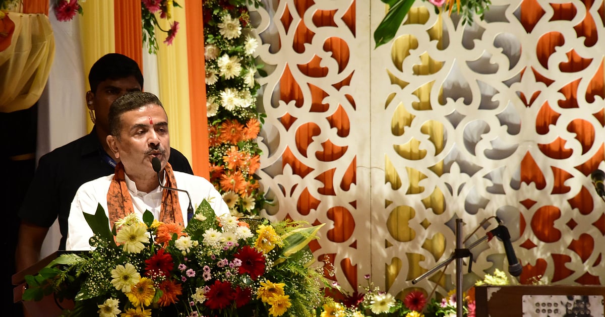 পশ্চিমবঙ্গের মন্ত্রিসভা ইমাম, মুয়াজ্জিন ও পুরোহিতদের ভাতা বন্ধের সিদ্ধান্ত