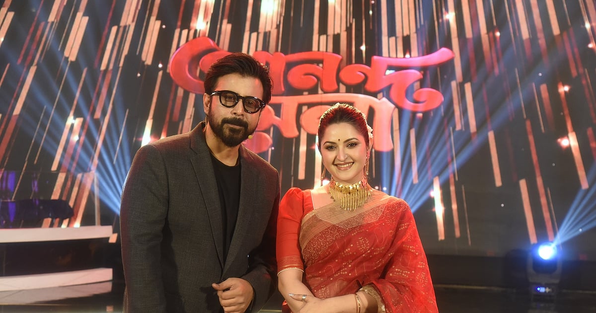 ঈদের আনন্দ মেলায় বিটিভির অনুষ্ঠানে জনপ্রিয় তারকারা