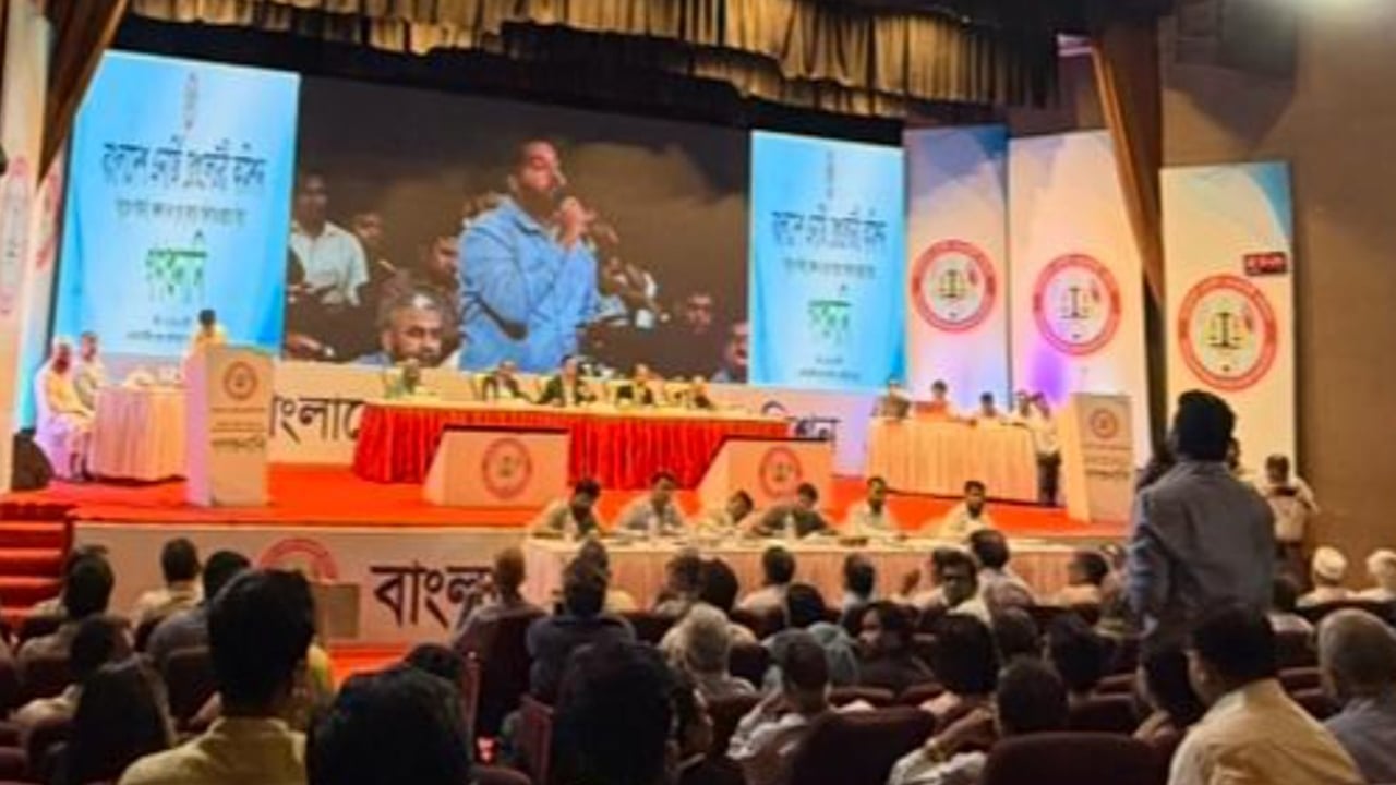 বিদ্যুতের দাম বাড়ানোর প্রস্তাবের তুমুল প্রতিবাদ