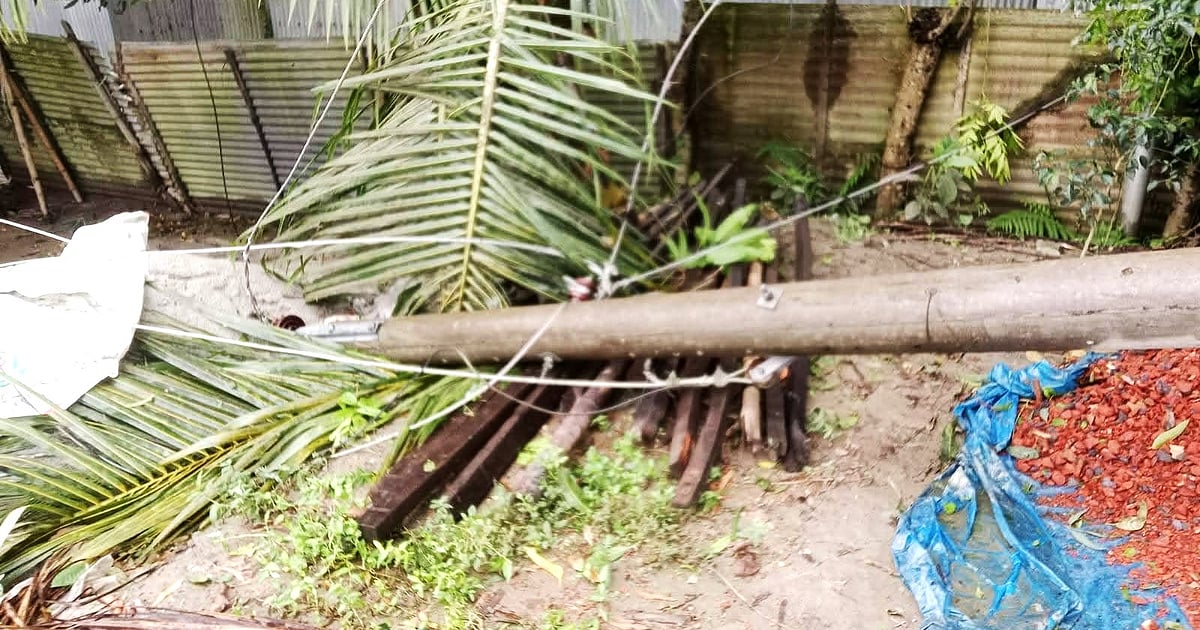 ঝড়ে জামালপুরের দুই উপজেলার ৫০টি গ্রাম বিদ্যুৎহীন