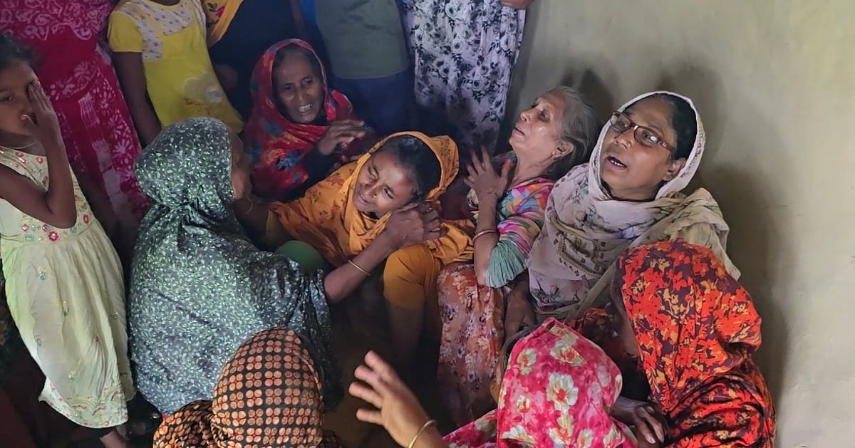 টাঙ্গাইলে ট্রাক দুর্ঘটনায় নিহত ১৫ জনের মধ্যে ১০ জন নওগাঁর একই ইউনিয়নের
