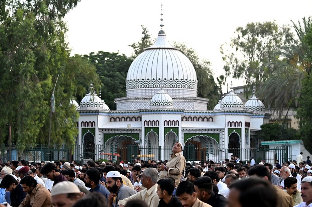বিশ্বব্যাপী ঈদুল আজহা উদযাপনে মধ্যপ্রাচ্যের দেশগুলো