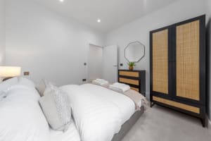 Gallery image 13