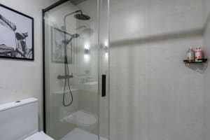 Gallery image 13