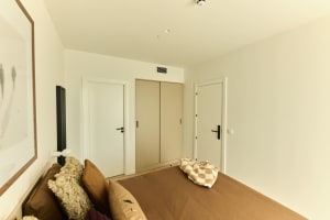 Gallery image 9