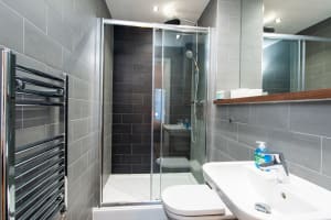 Gallery image 7