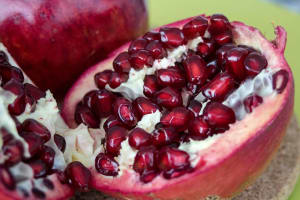 pomegranate fruit extract