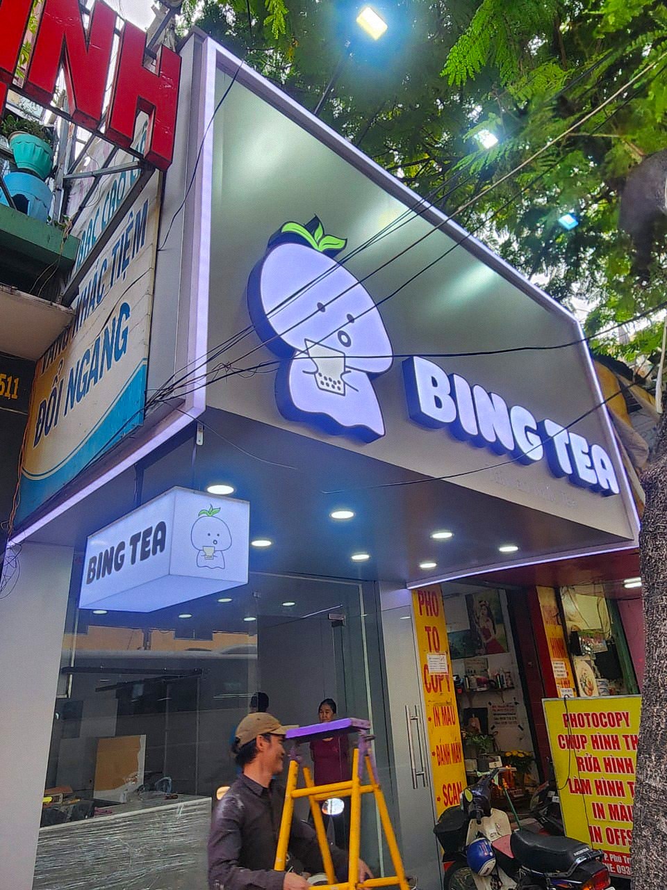Mẫu biển hiệu alu đẹp cho cửa hàng trà sữa