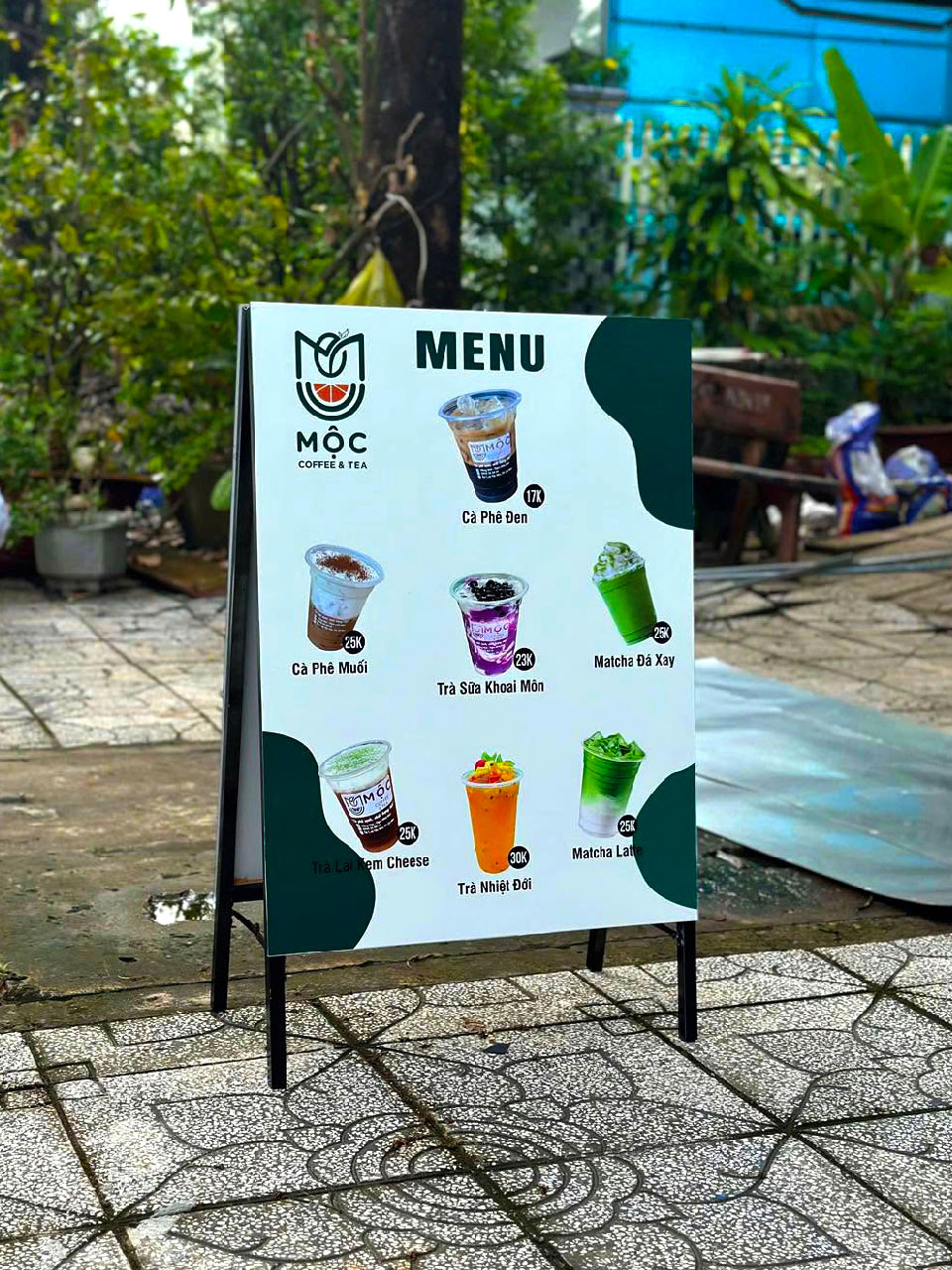 Mẫu standee khung sắt chữ A 2 mặt đẹp