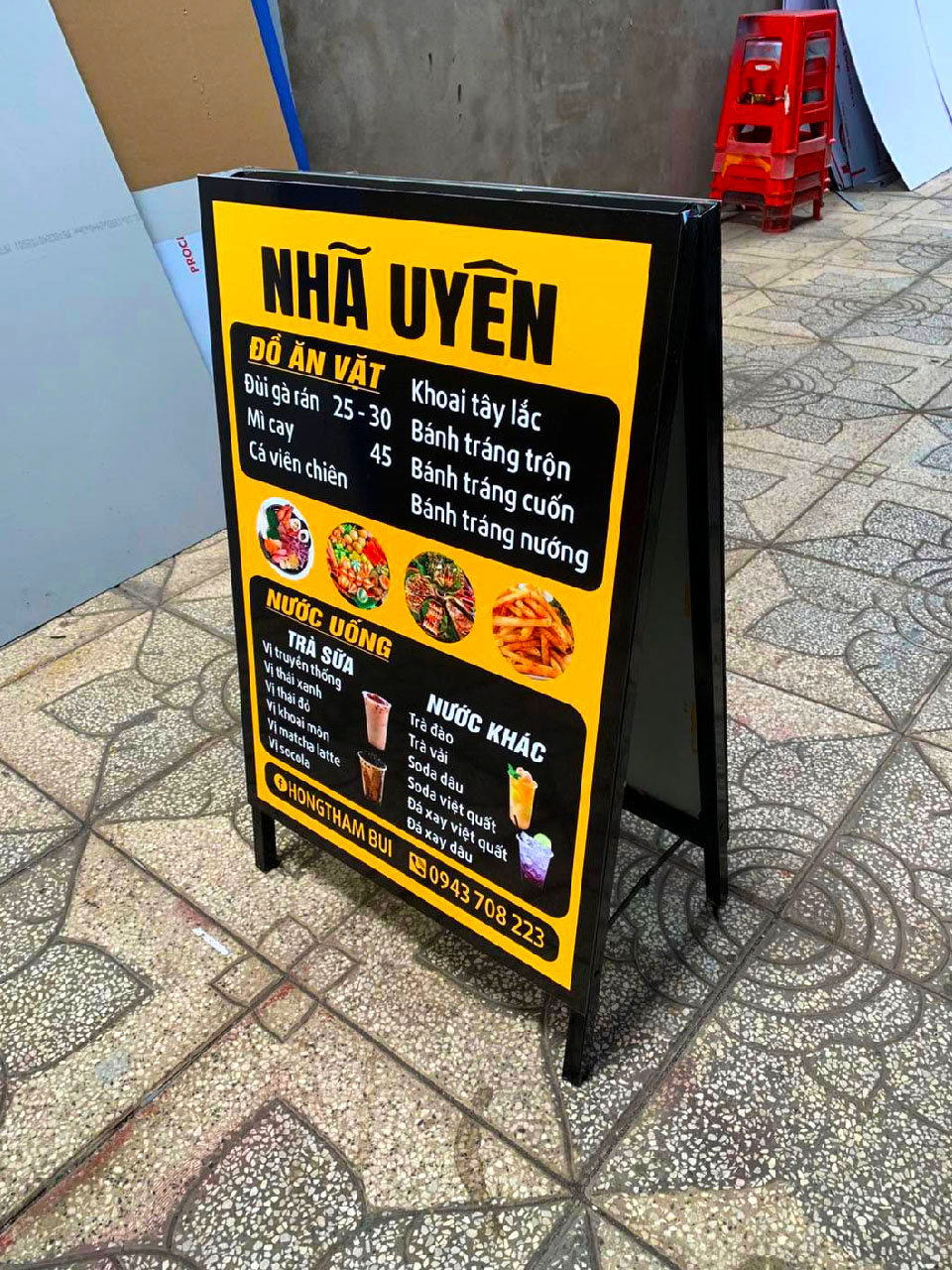 Standee chữ A khung sắt cho quán cafe