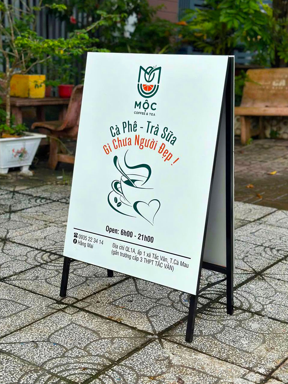 Standee chữ A 2 mặt trưng bày menu