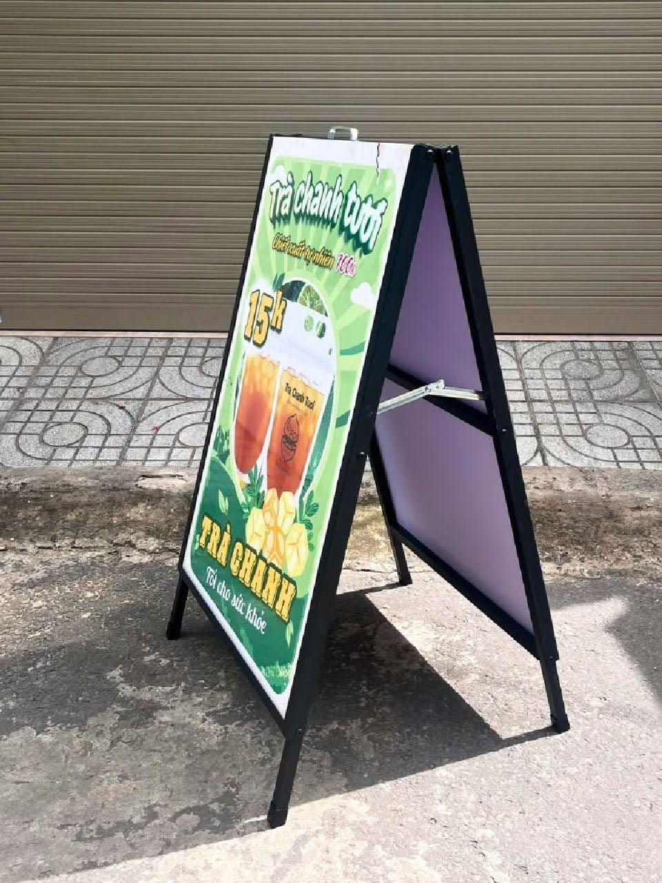 Standee chữ A khung sắt thiết kế theo yêu cầu