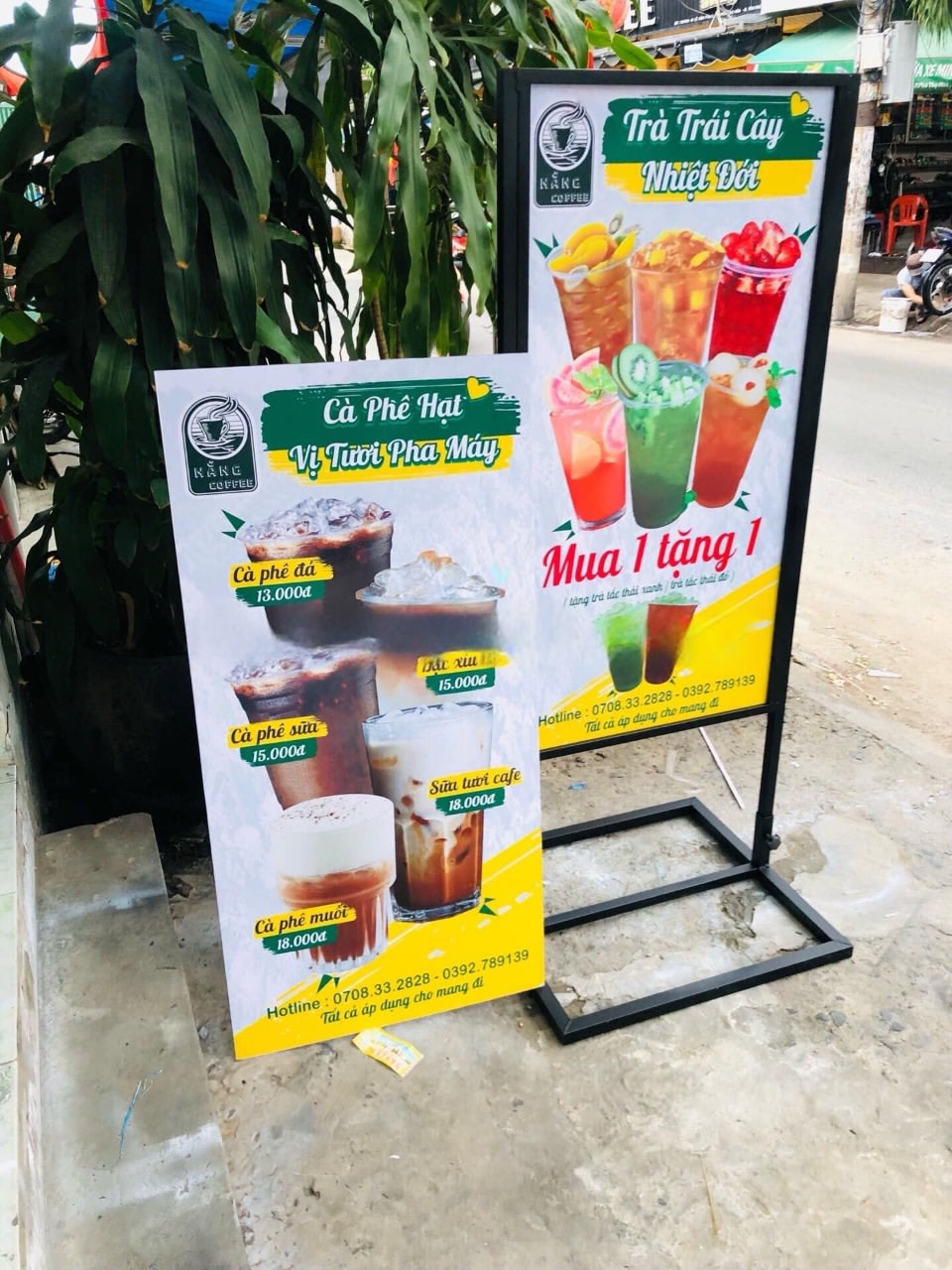 Standee 2 mặt quảng cáo khai trương
