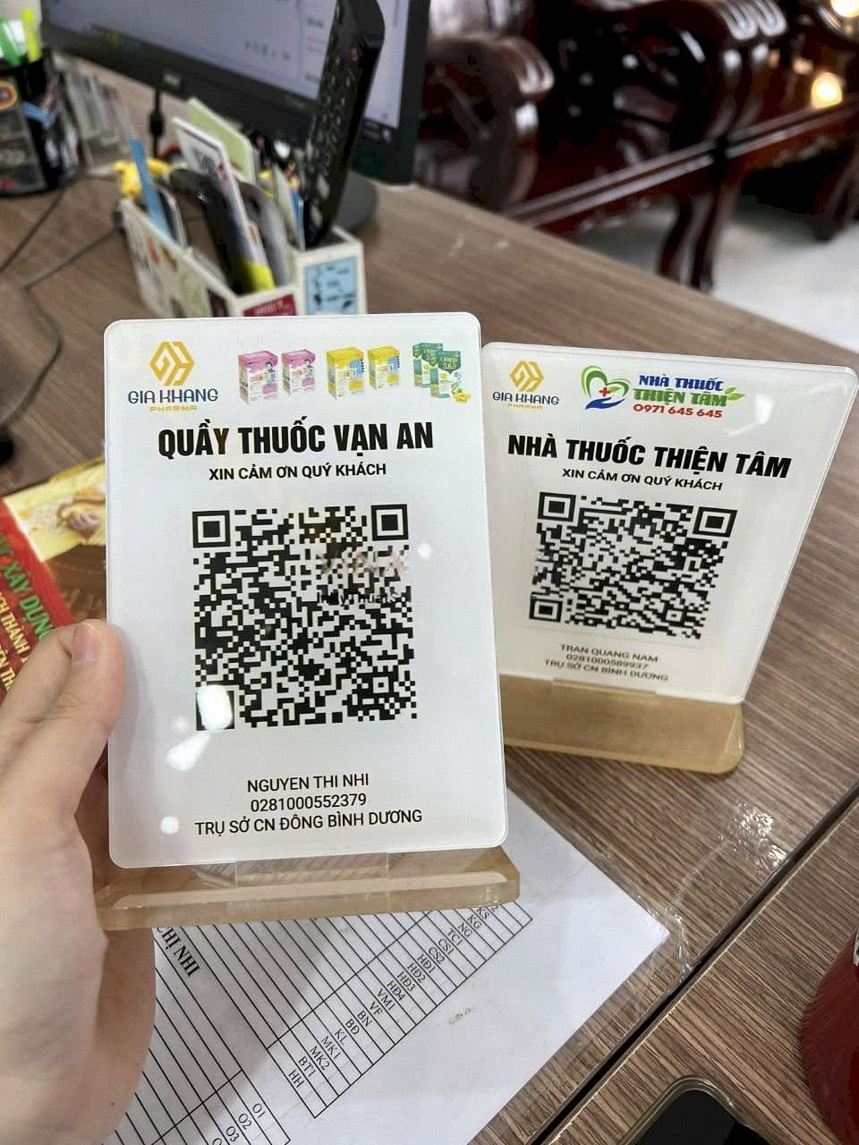 Standee mica QR Code A5 để bàn cho quán cafe