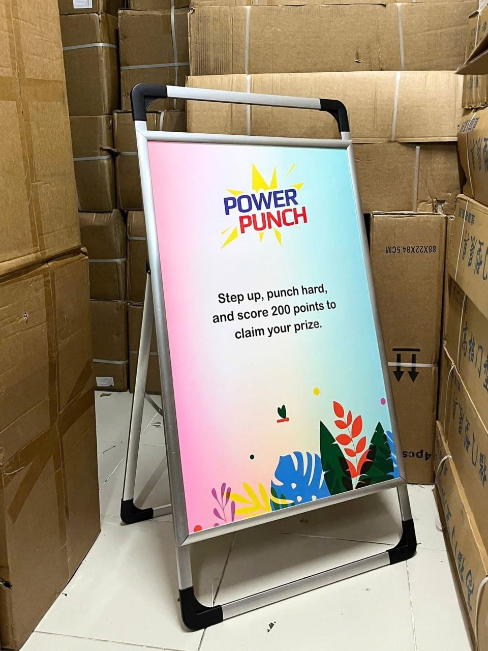 Biển standee chữ A 1 mặt decal cán Formex