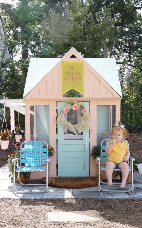 Simple and Easy Mini Playhouse Makeover